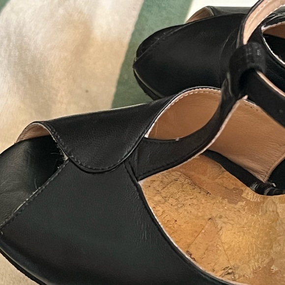 Rita - Picture 5 of 11